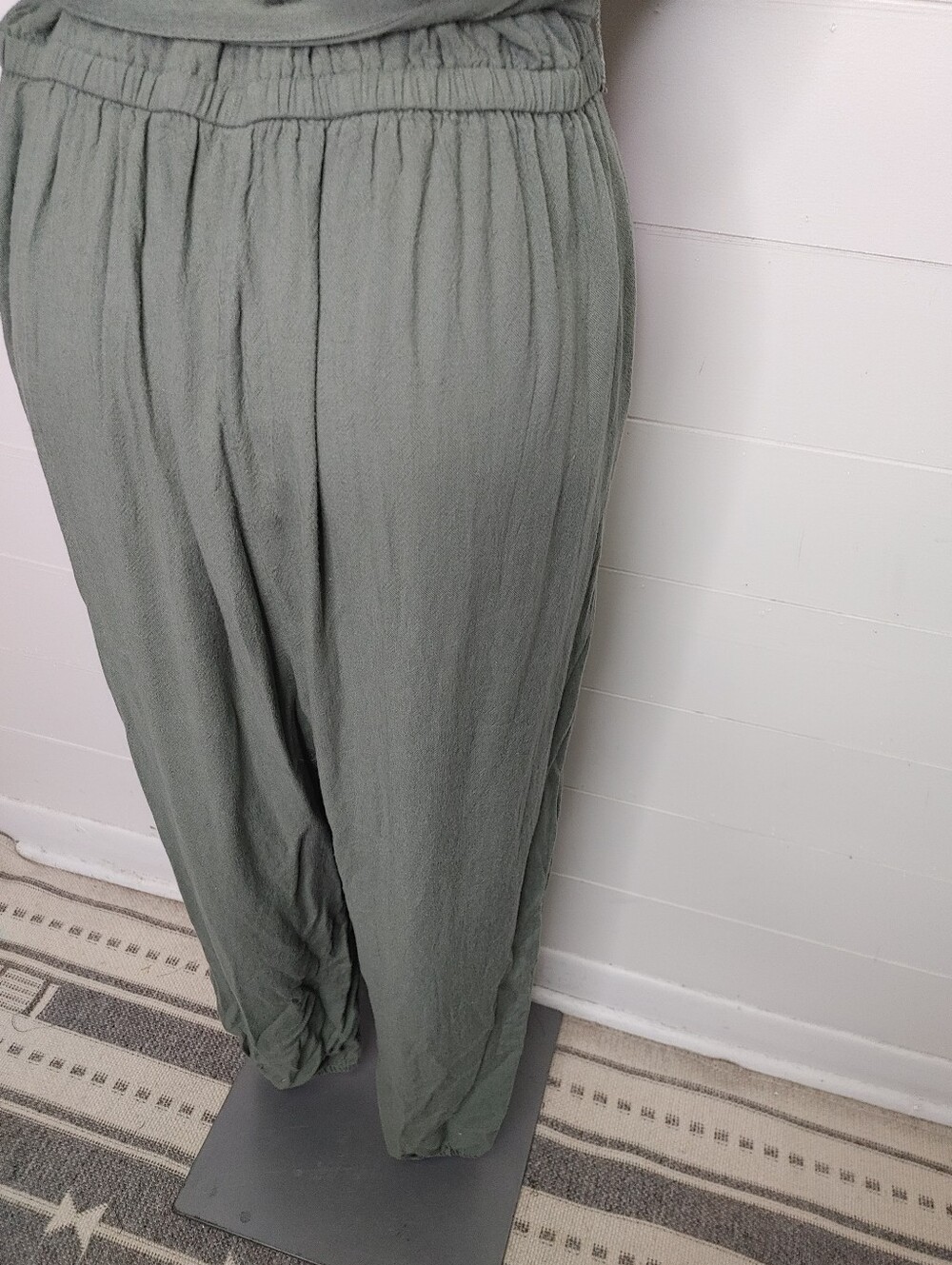 AEO Green One Shoulder Sleeveless Belted Jumpsuit L - Picture 6 of 10